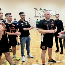 Mecz zaprzyjaźnionych drużyn olbojów! To nie tylko sport, lecz prawdziwa pasja