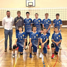 Siatkarski turniej na otwarcie sezonu. Udany start młodzików z Sicienka