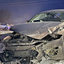 Doszło do zderzenia dwóch osobówek. Ruch był zablokowany